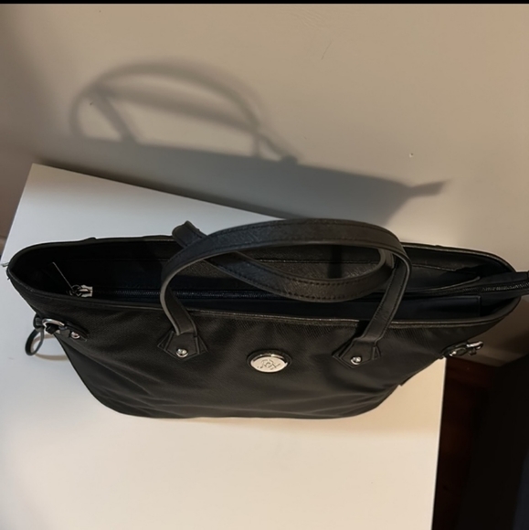 JOY Mangano Purse Set - Picture 2 of 6